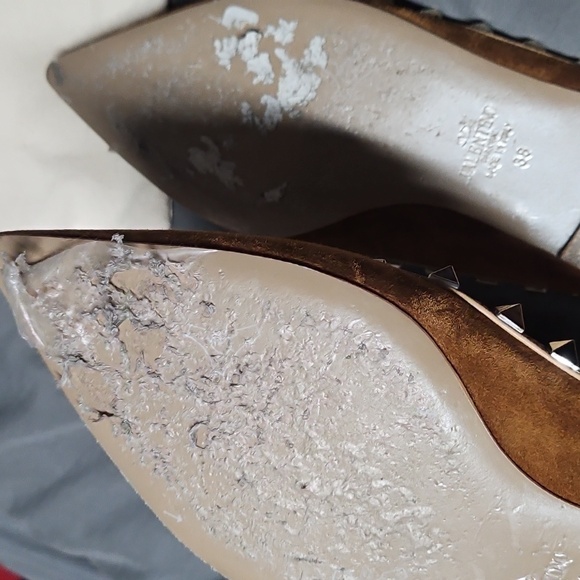 Valentino Women's Tan Studded Flats - Picture 6 of 12